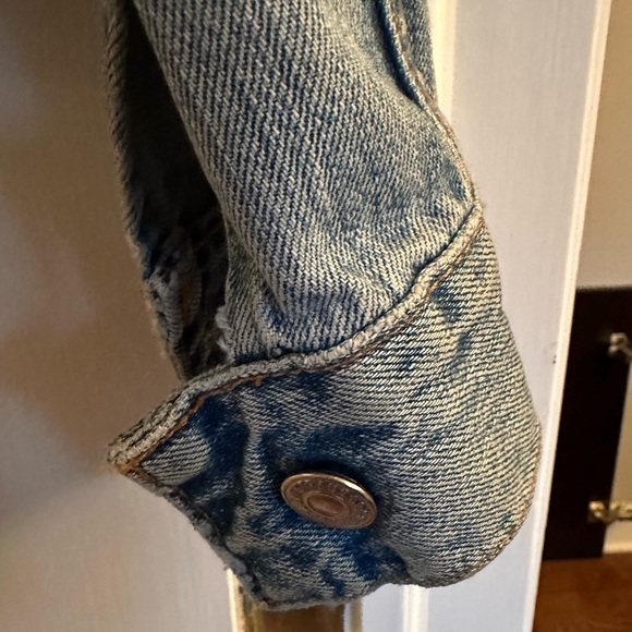 2005 Levi’s Premium trucker jacket. LOWEST PRICE. - Picture 4 of 6